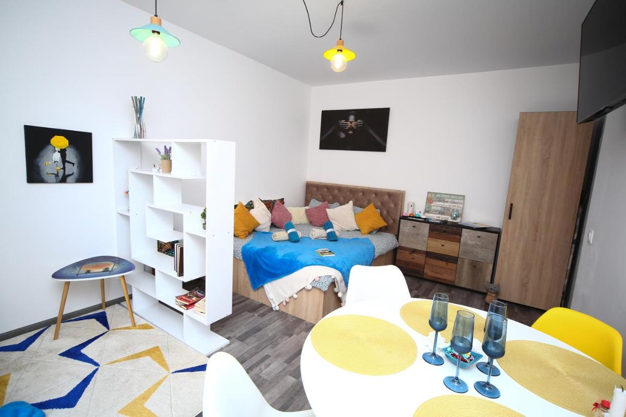 B&M Apartment Brasov Exterior photo