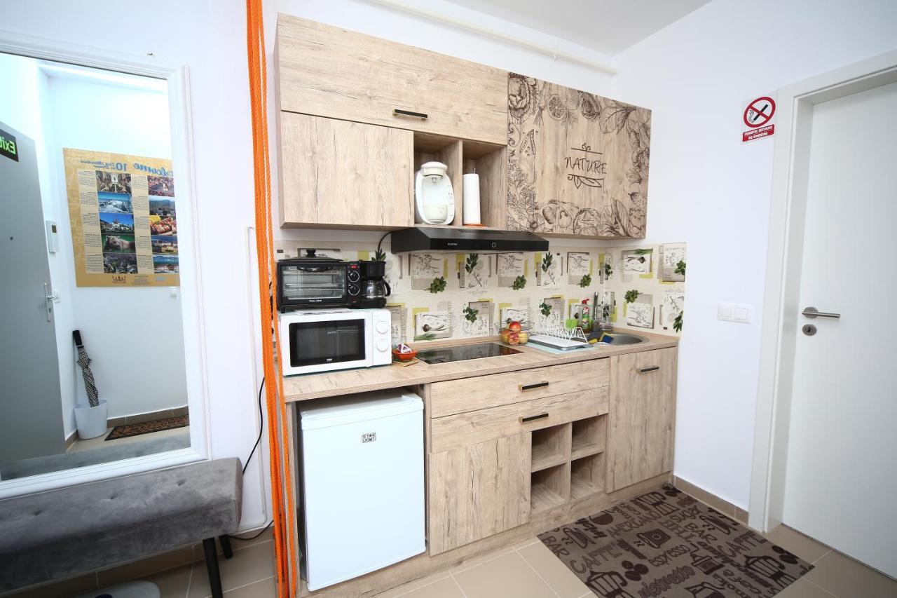 B&M Apartment Brasov Exterior photo