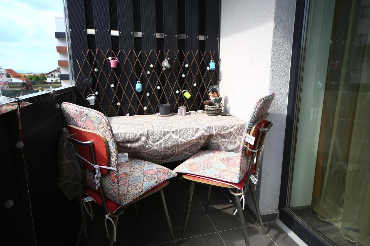 B&M Apartment Brasov Exterior photo